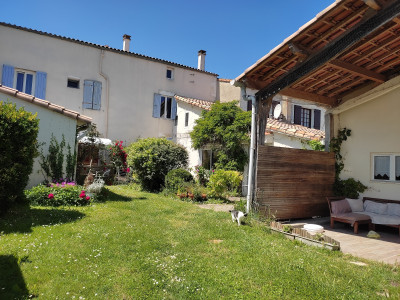 Maison charentaise avec gîtes